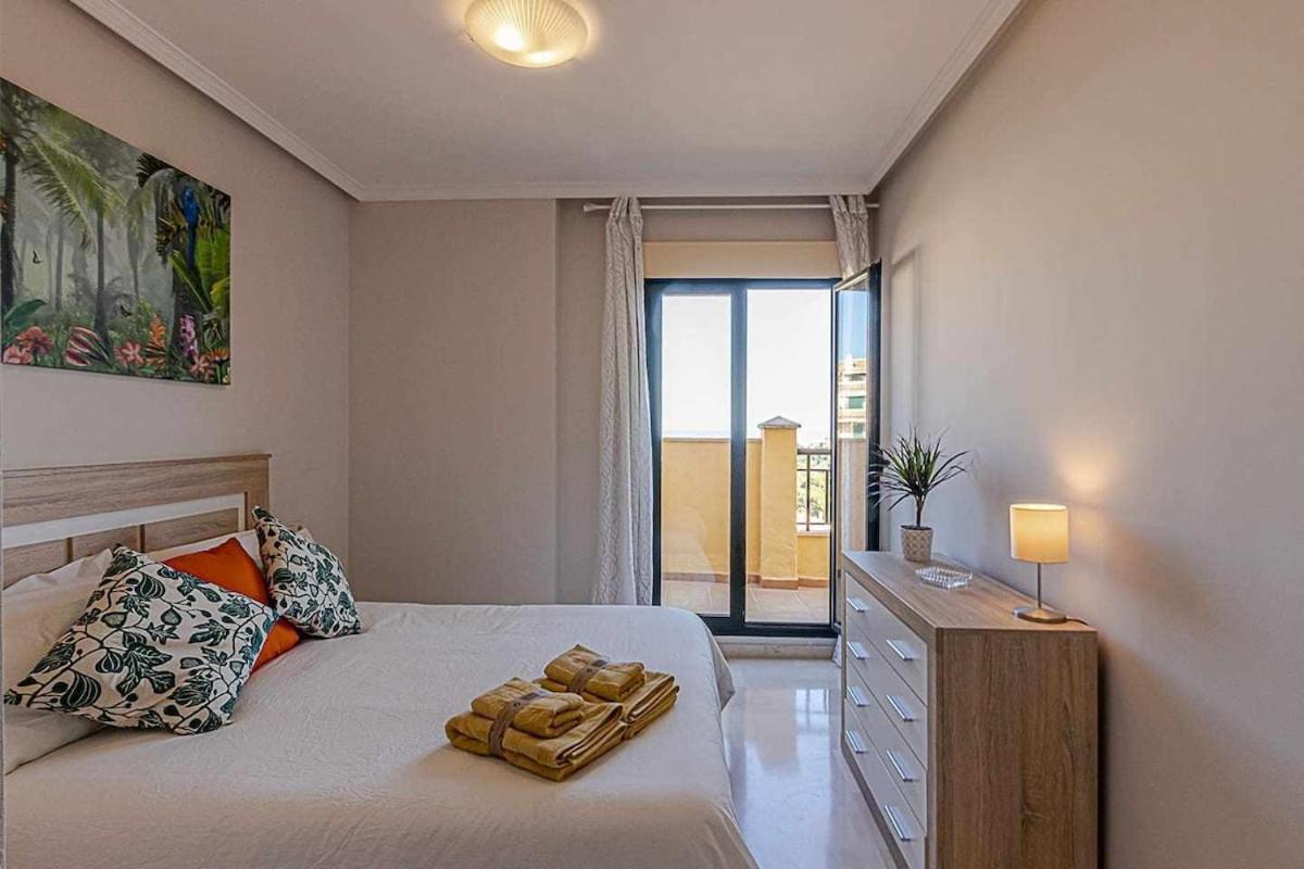 797 Holiday Rentals - Moderno Piso Para 5 Con Hermosas Vistas Benalmádena Exterior foto